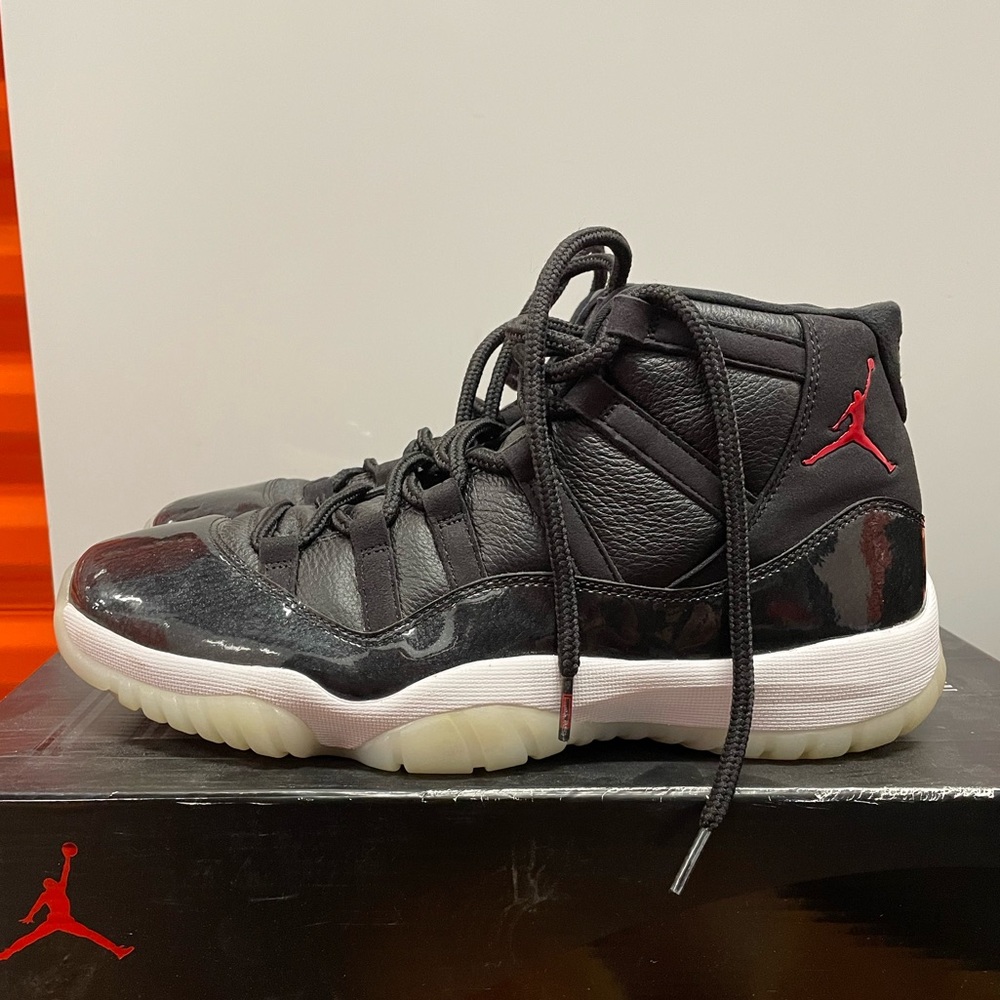 Size 9.5 - Jordan 11 Retro Pre Owned